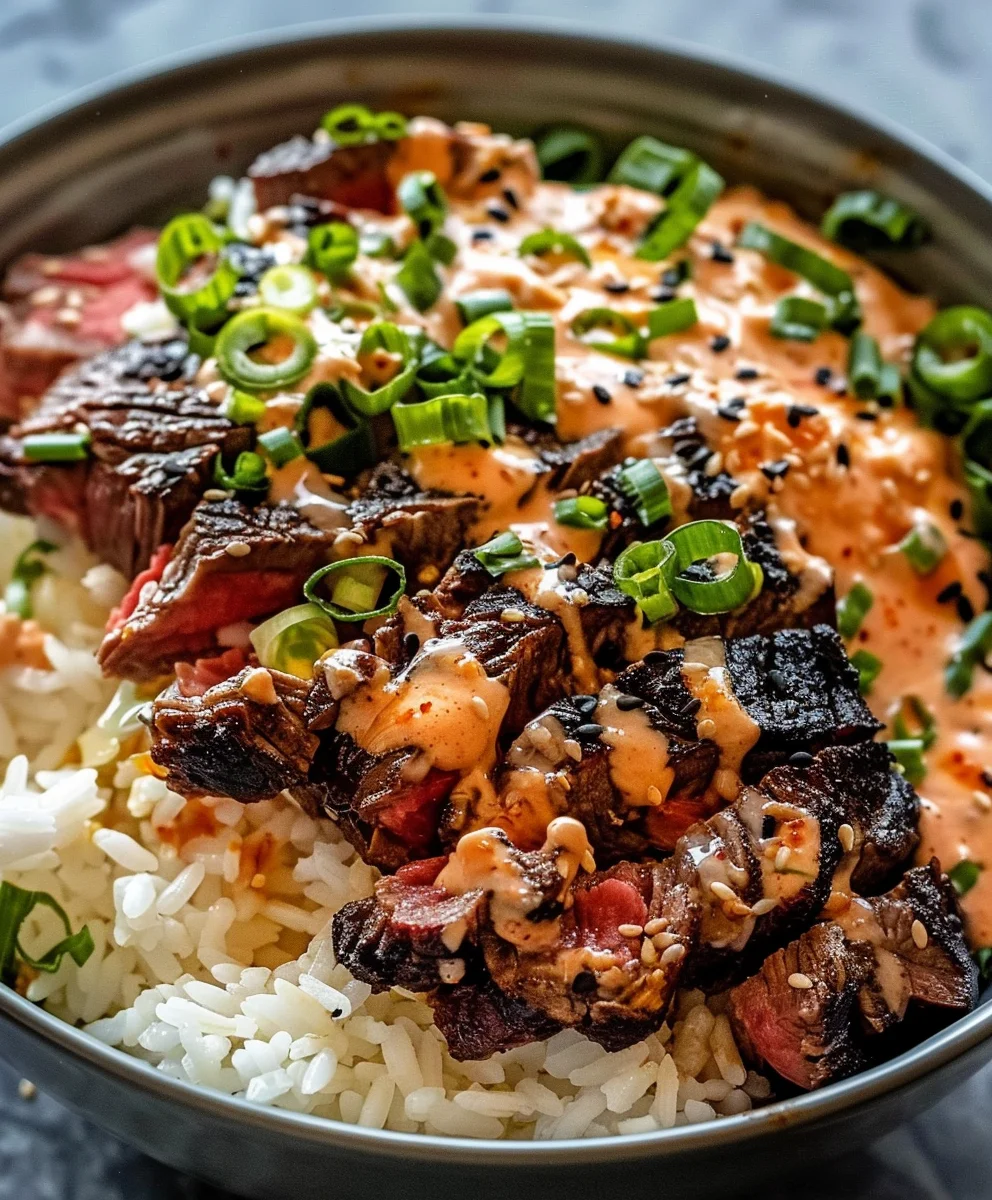 Delicious Korean BBQ Steak Rice Bowls with Spicy Cream Sauce